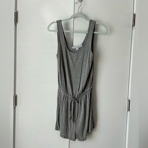 Super comfy grey romper!